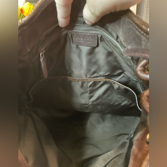 Bvlgari suede and patent leather two-way bag - Picture 9 of 16